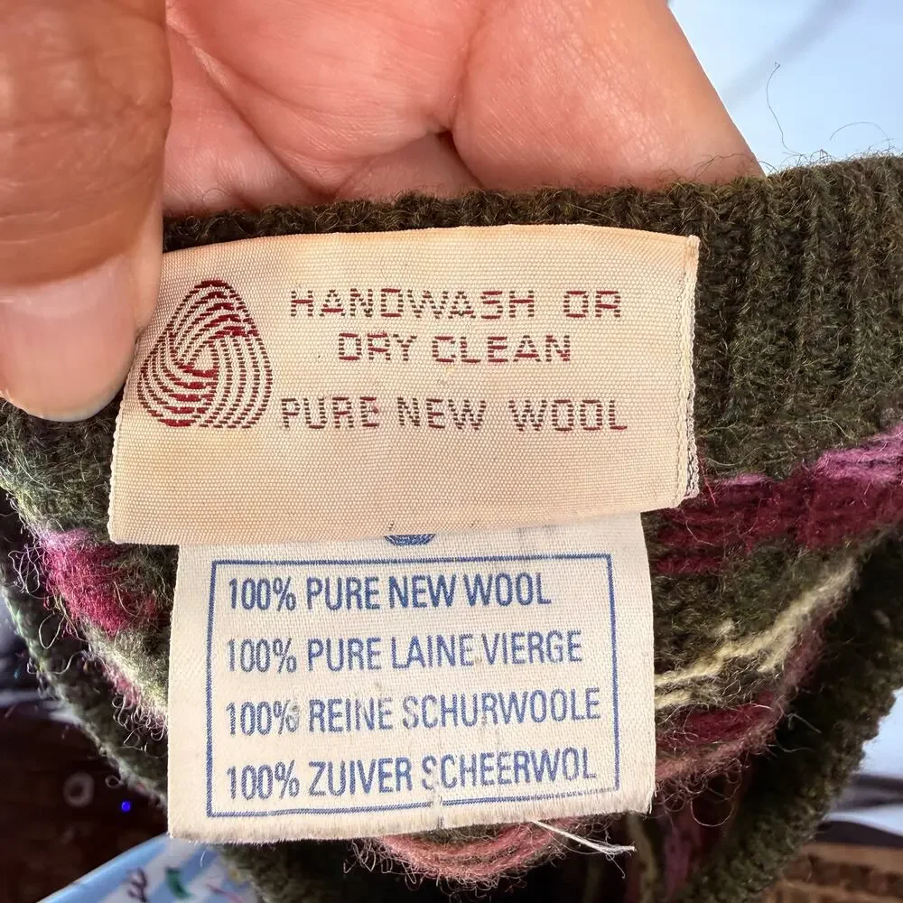 Vintage Glenhusky of Scotland Crew Neck Pull Over Sweater Fair Isle Nordic Wool